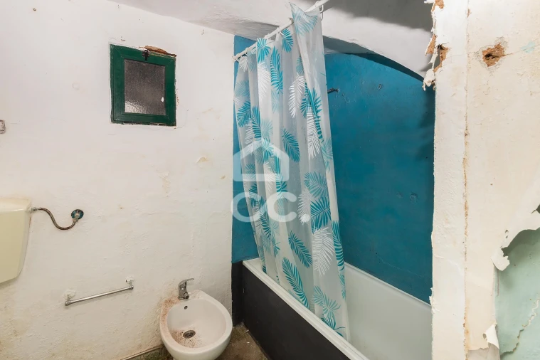 Moradia T1 para Venda em Borba (São Bartolomeu) Foto 11