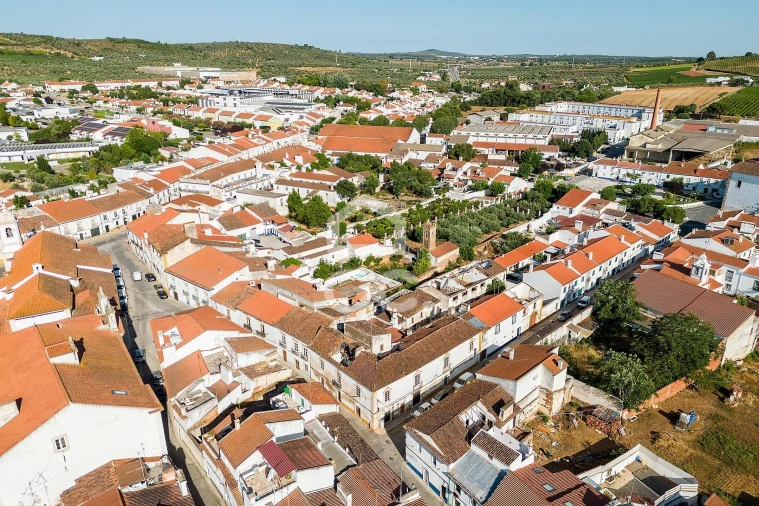 Moradia T1 para Venda em Borba (São Bartolomeu) Foto 21