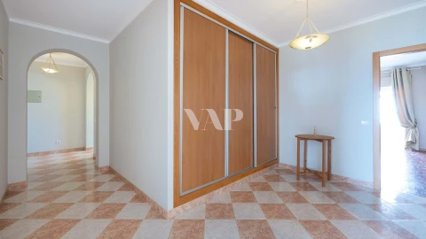 Apartamento T4 para Venda em Quarteira