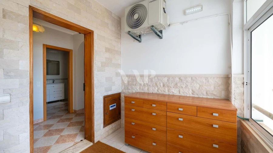 Apartamento T4 para Venda em Quarteira Foto 30