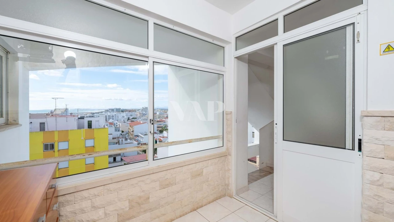 Apartamento T4 para Venda em Quarteira Foto 31
