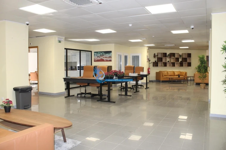 Escritório para Arrendamento em Faro (Sé e São Pedro) Foto 2