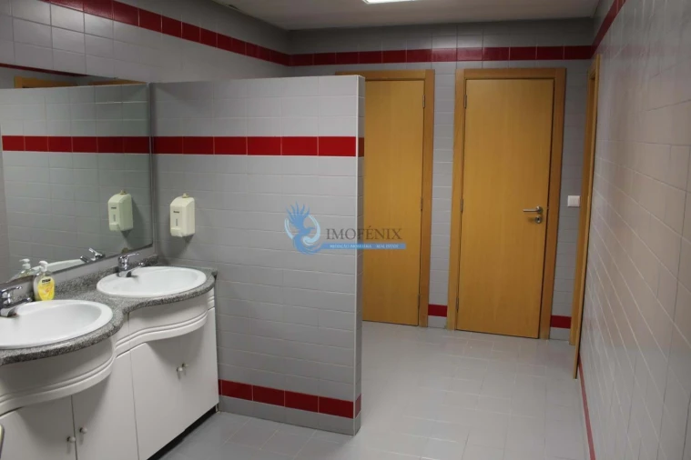 Escritório para Arrendamento em Faro (Sé e São Pedro) Foto 10