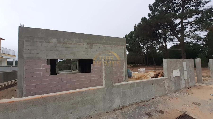 Moradia T3 para Venda em Sesimbra (Castelo) Foto 30