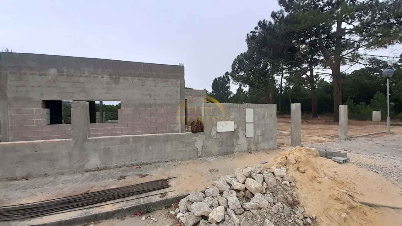 Moradia T3 para Venda em Sesimbra (Castelo) Foto 4