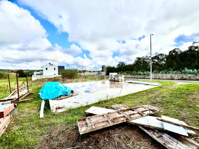 Terreno para Venda em Tornada e Salir do Porto Foto 18