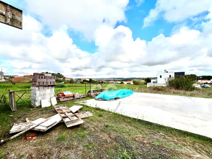 Terreno para Venda em Tornada e Salir do Porto Foto 10