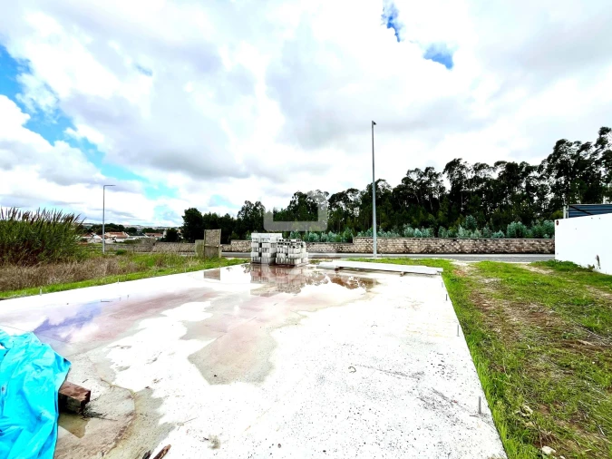 Terreno para Venda em Tornada e Salir do Porto Foto 5
