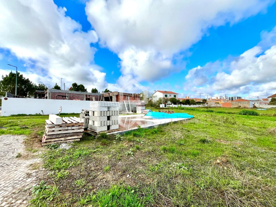 Terreno para Venda em Tornada e Salir do Porto Foto 20
