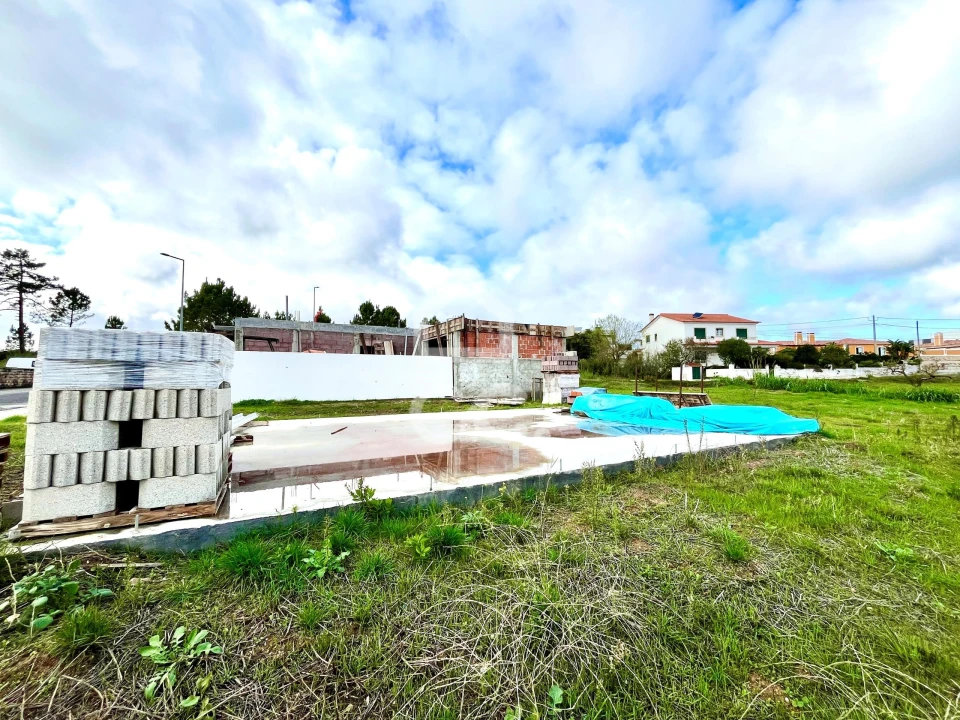 Terreno para Venda em Tornada e Salir do Porto Foto 14