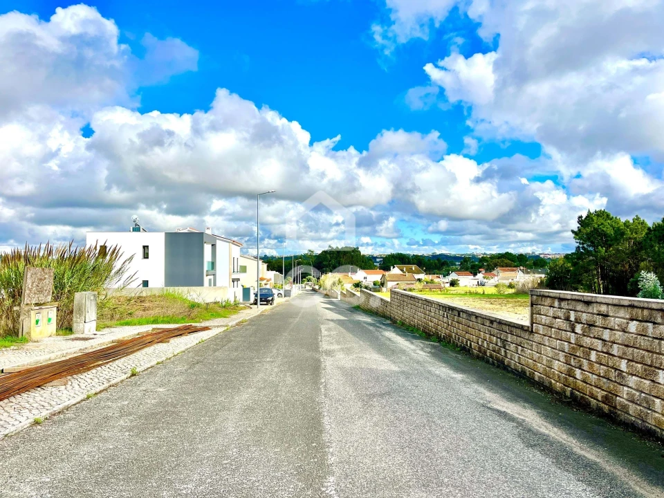 Terreno para Venda em Tornada e Salir do Porto Foto 21