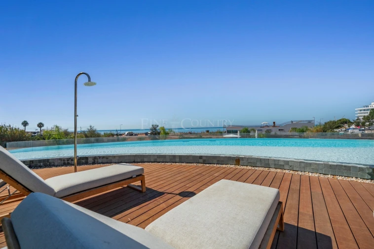 Apartamento T2 para Venda em Quarteira Foto 34