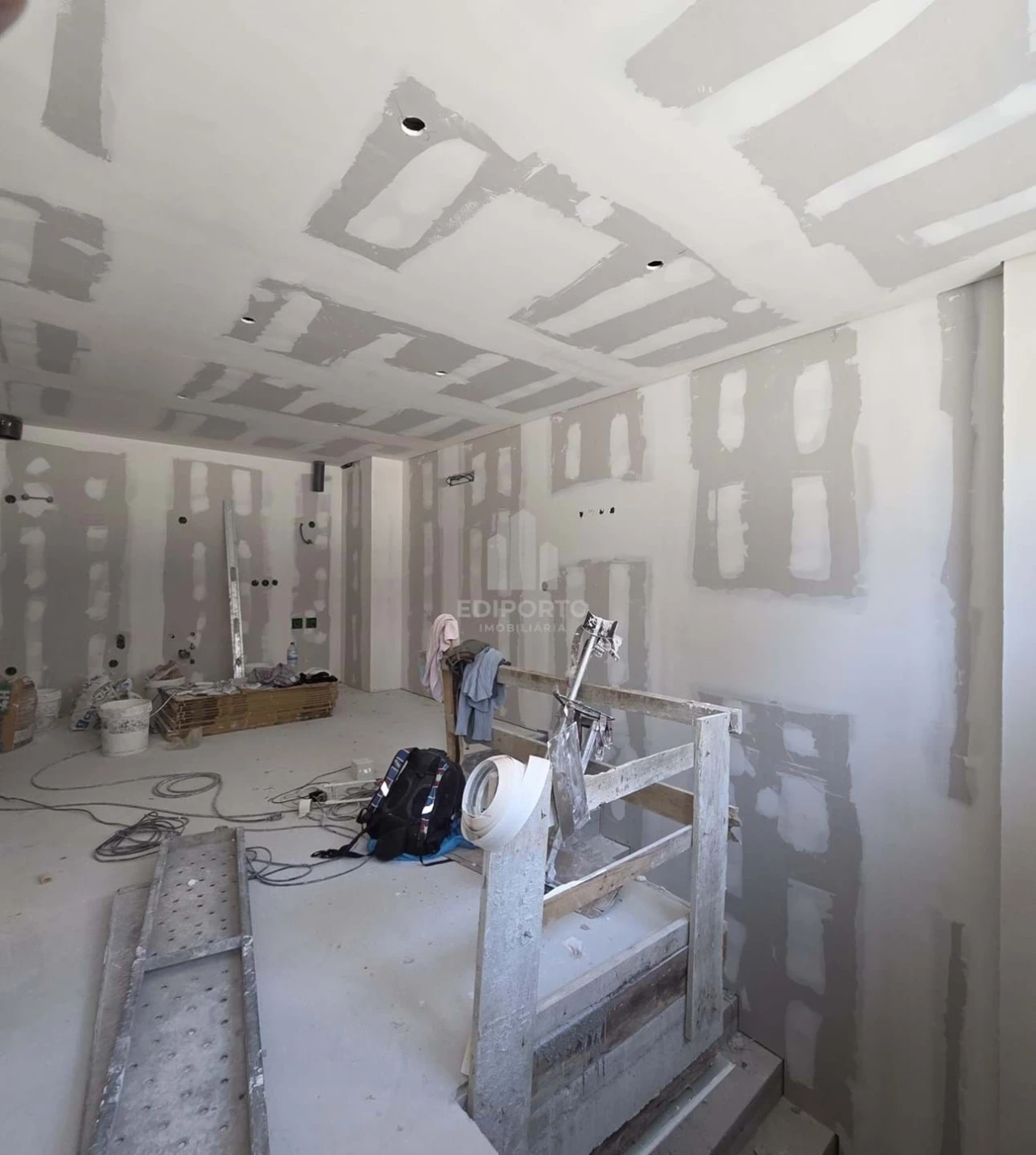 Apartamento T1 para Venda em Bonfim Foto 4