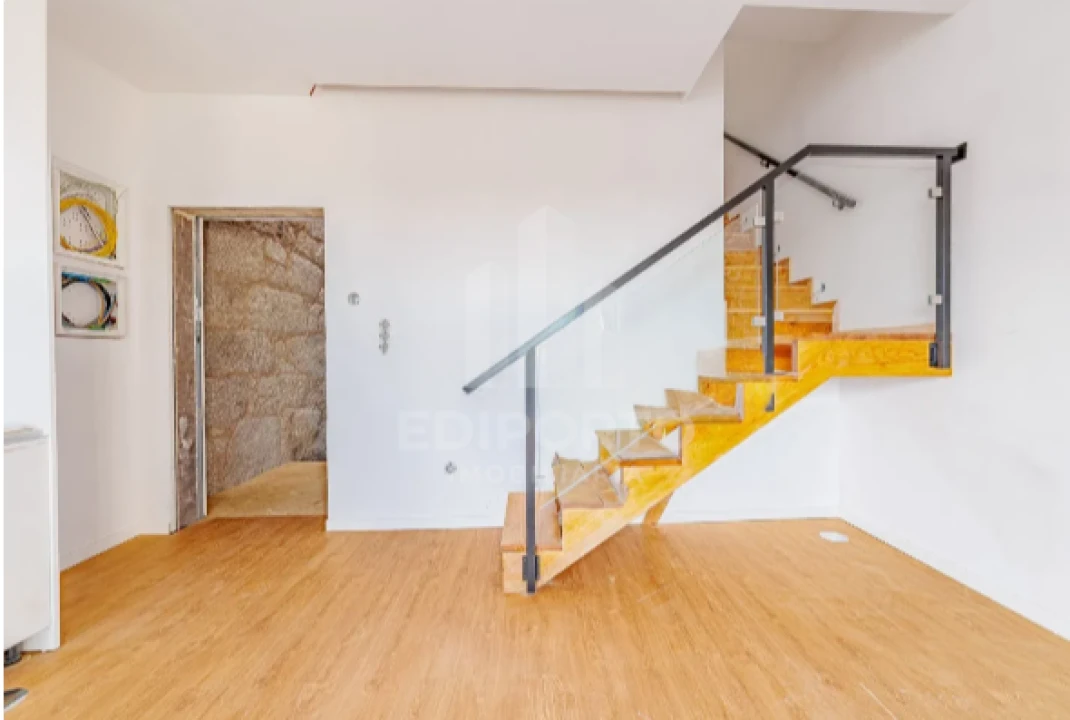 Apartamento T3 para Venda em Campanhã Foto 8