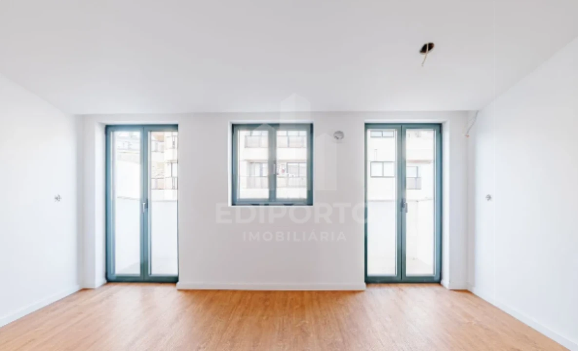 Apartamento T3 para Venda em Campanhã Foto 16