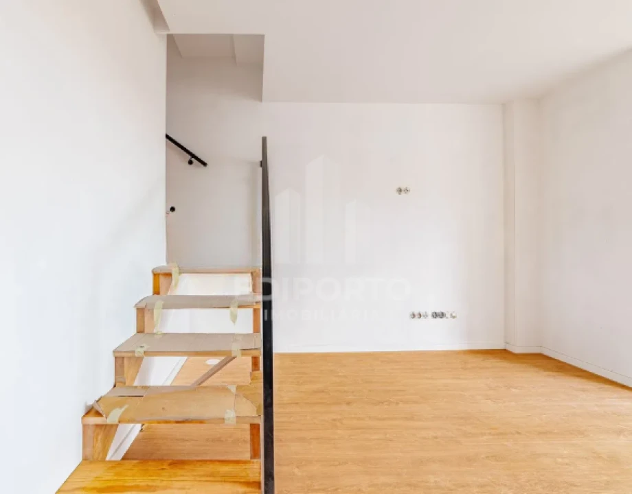 Apartamento T3 para Venda em Campanhã Foto 10