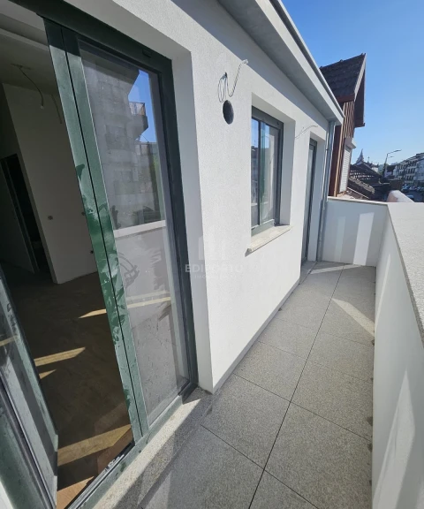 Apartamento T3 para Venda em Campanhã