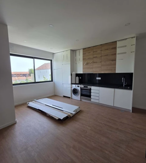 Apartamento T3 para Venda em Campanhã