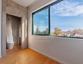 Apartamento T3 para Venda em Campanhã