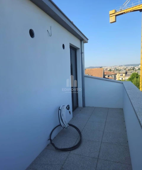 Apartamento T3 para Venda em Campanhã