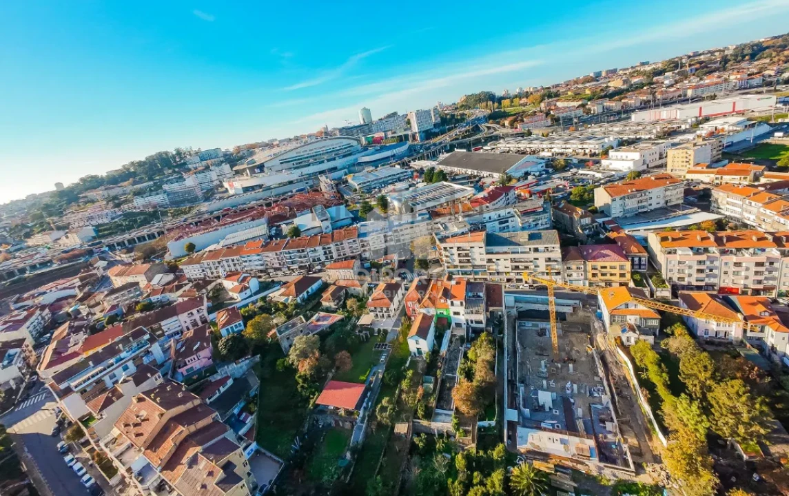 Apartamento T3 para Venda em Campanhã Foto 38