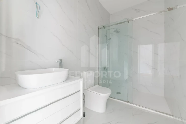 Apartamento T3 para Venda em Campanhã Foto 34