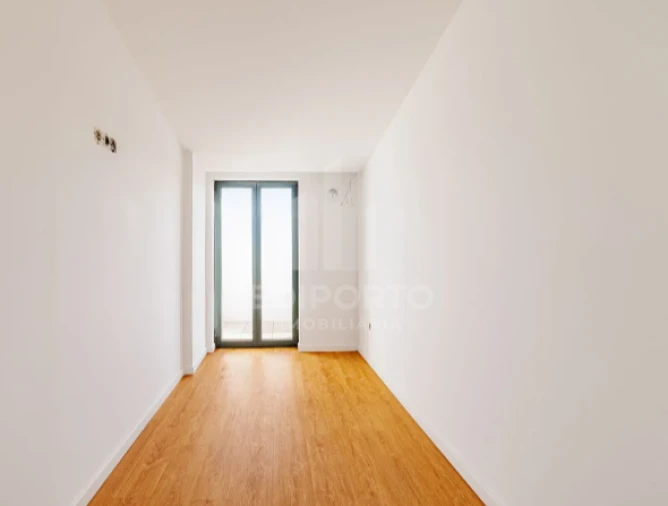 Apartamento T3 para Venda em Campanhã Foto 18