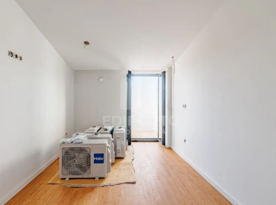 Apartamento T3 para Venda em Campanhã Foto 21