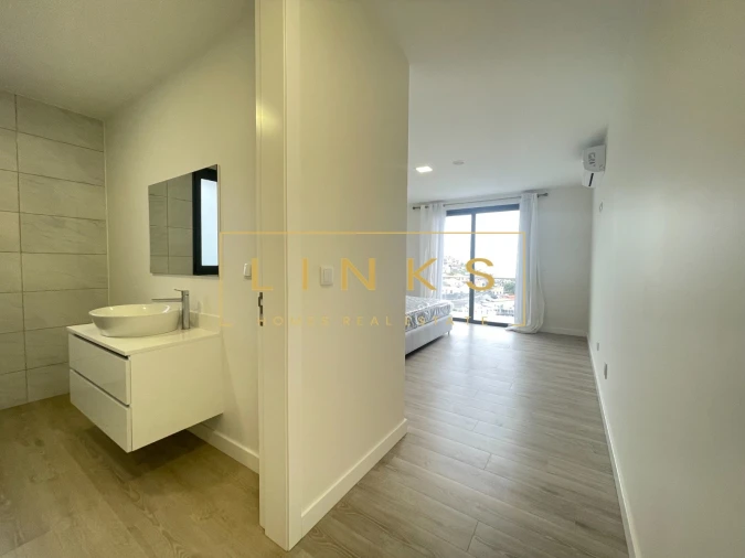 Moradia T3 para Venda em Campanario Foto 16