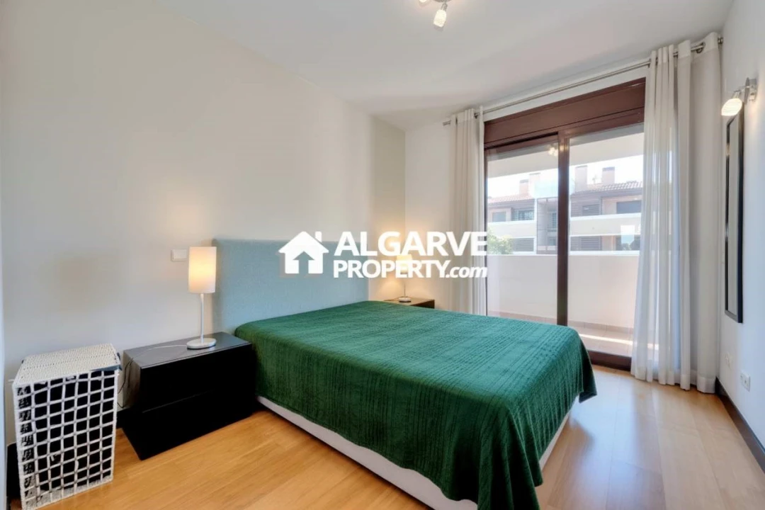 Apartamento T2 para Venda em Quarteira Foto 11