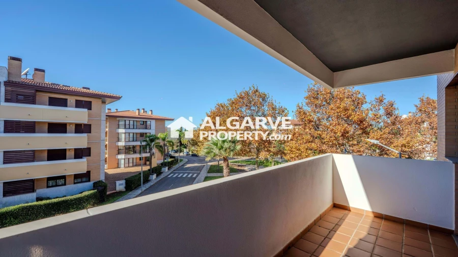 Apartamento T2 para Venda em Quarteira Foto 13
