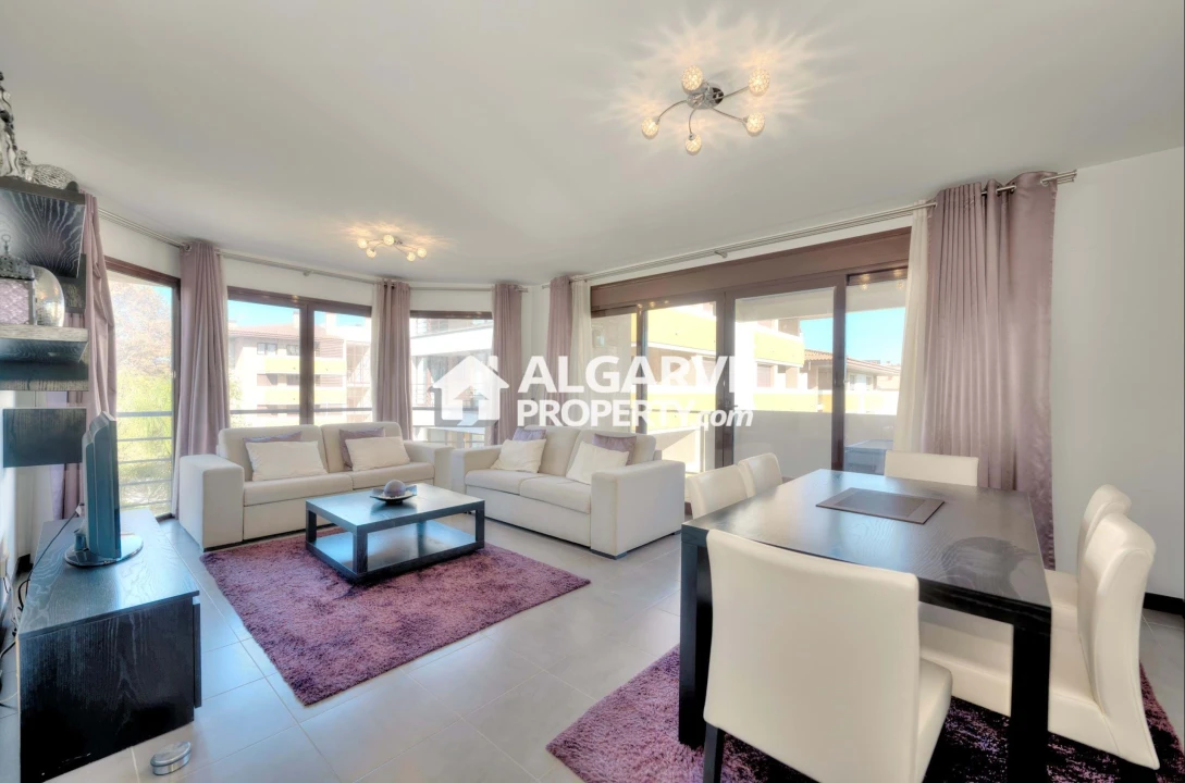 Apartamento T2 para Venda em Quarteira Foto 2