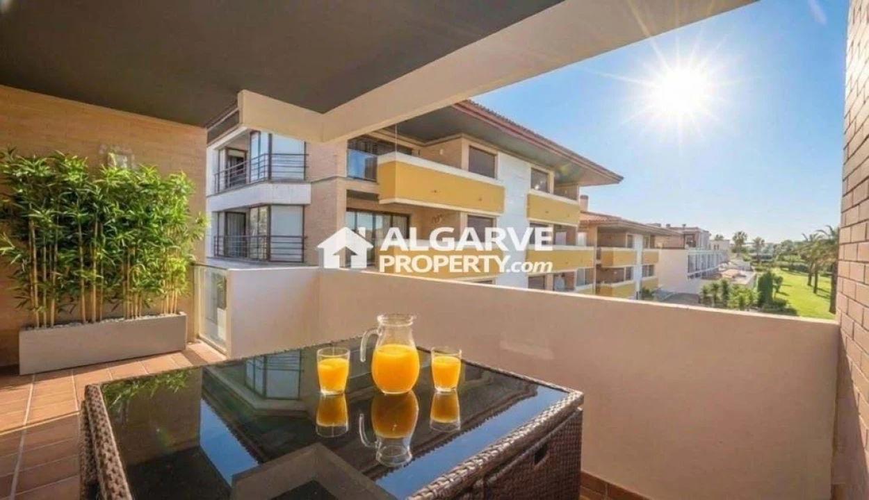Apartamento T2 para Venda em Quarteira Foto 1