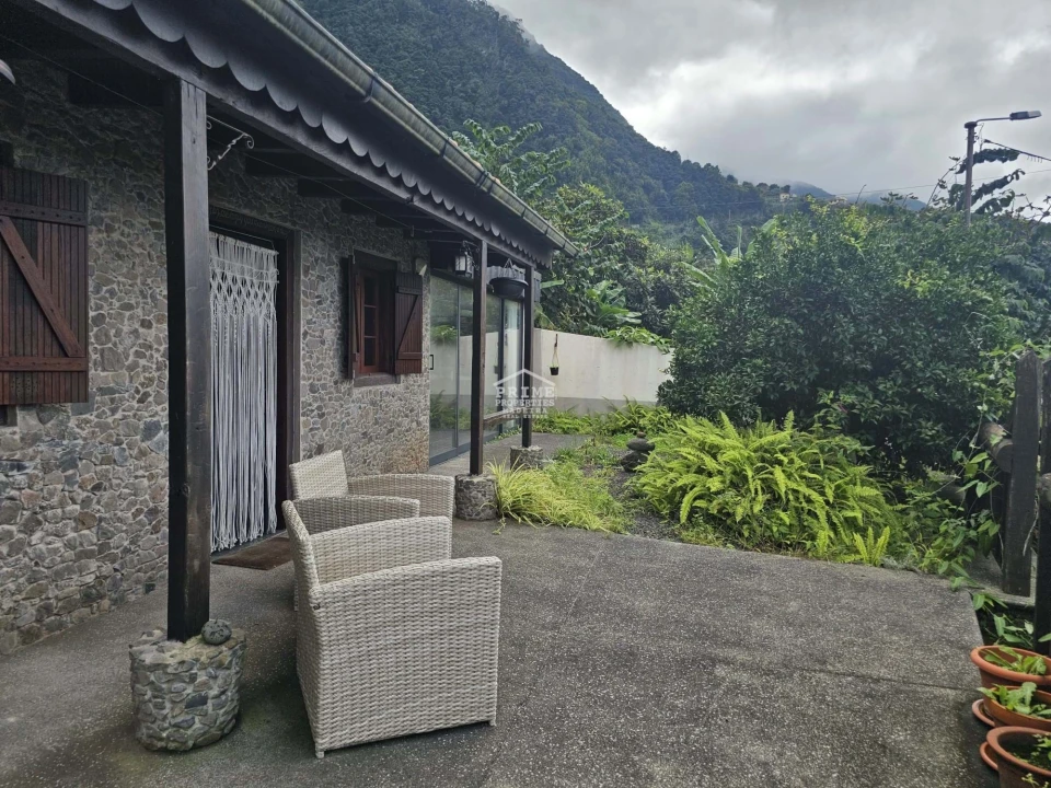 Moradia T3 para Venda em Ponta Delgada Foto 24