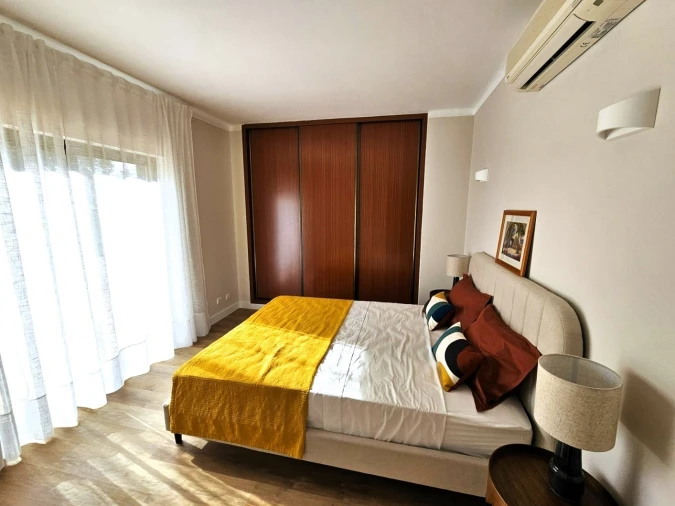 Apartamento T2 para Venda em Alvor Foto 10