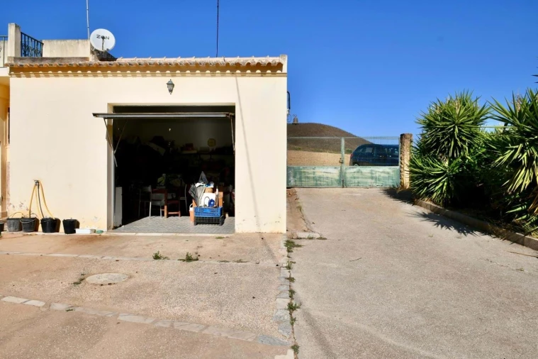 Quinta T3 para Venda em Mexilhoeira Grande Foto 34