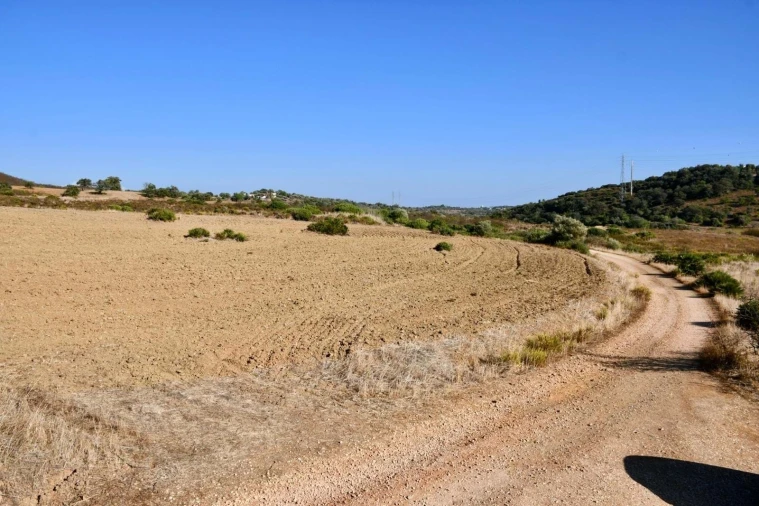 Quinta T3 para Venda em Mexilhoeira Grande Foto 17