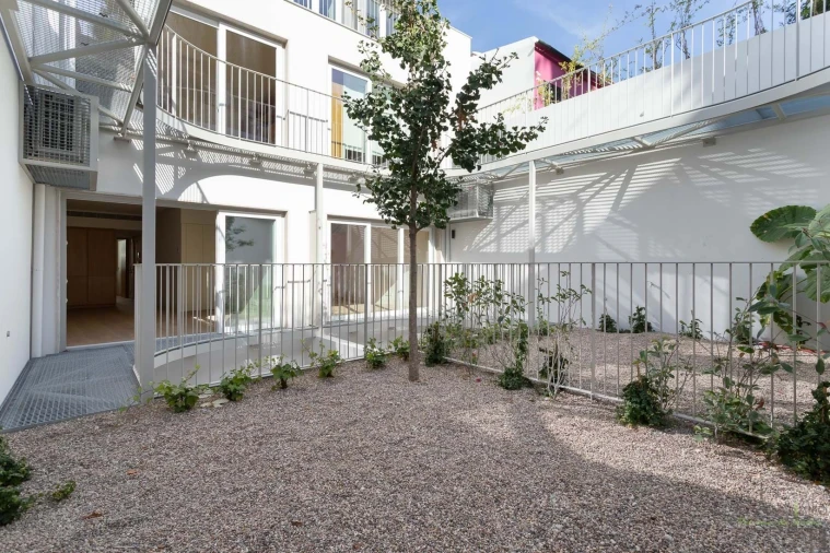 Apartamento T1 para Venda em Santo António Foto 3