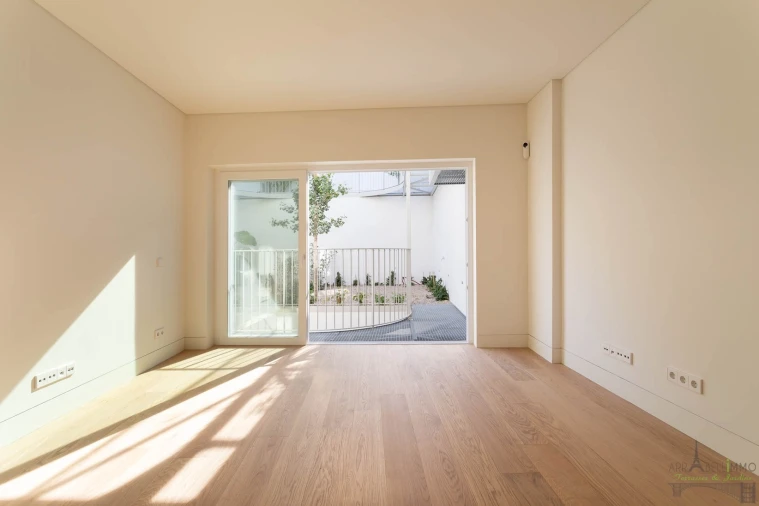 Apartamento T1 para Venda em Santo António Foto 8