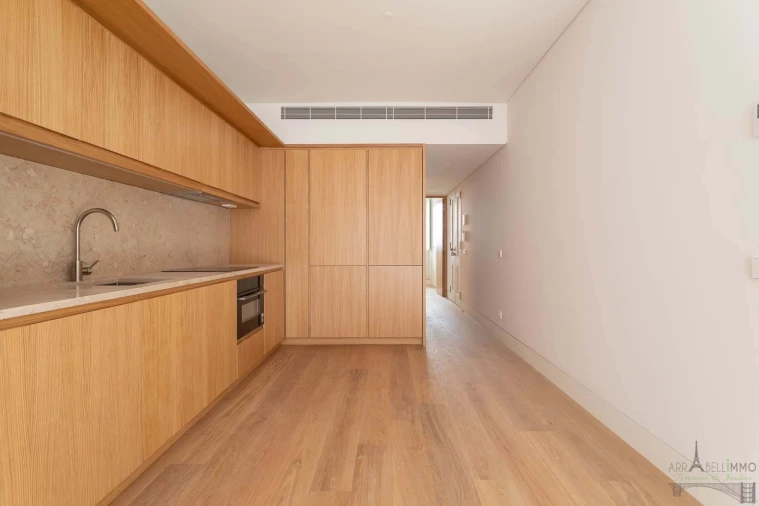 Apartamento T1 para Venda em Santo António Foto 19