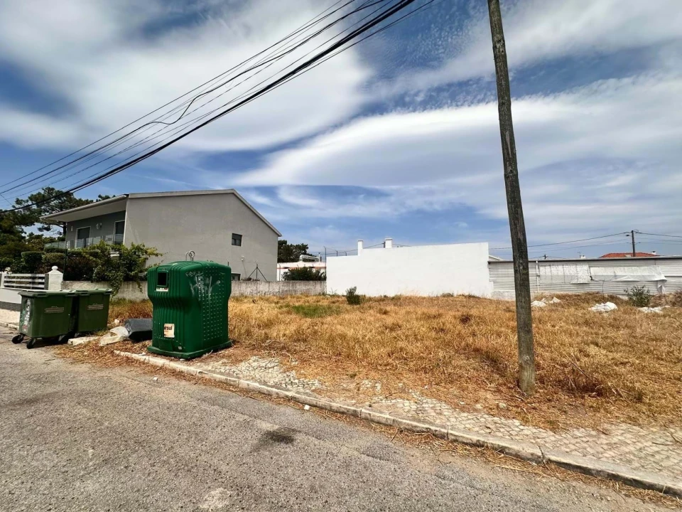 Terreno para Venda em Charneca de Caparica e Sobreda Foto 4