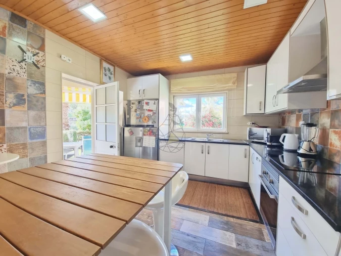 Moradia T3 para Arrendamento em Alvor Foto 14