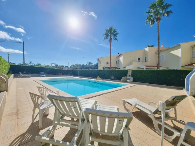 Moradia T3 para Arrendamento em Alvor Foto 40