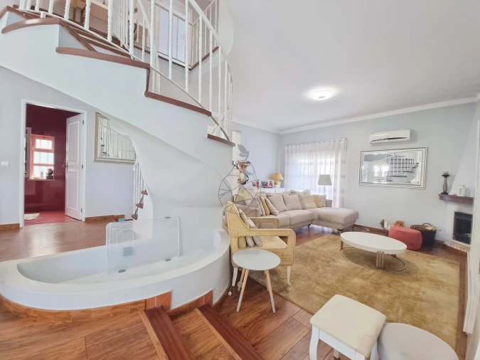 Moradia T3 para Arrendamento em Alvor Foto 7