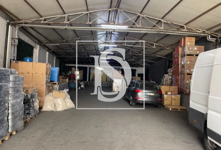 Armazém para Venda em Moreira Foto 17