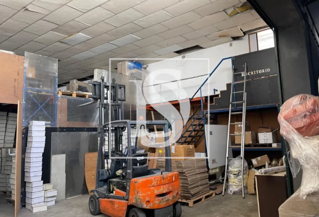 Armazém para Venda em Moreira Foto 13