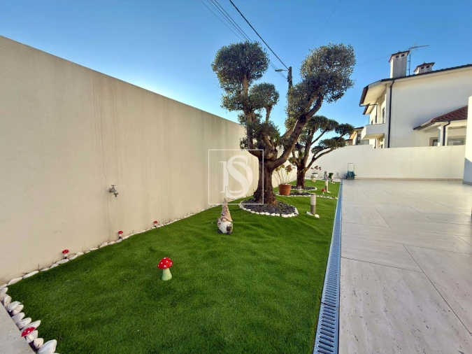 Moradia T5 para Venda em Nogueira, Fraião e Lamaçães Foto 63