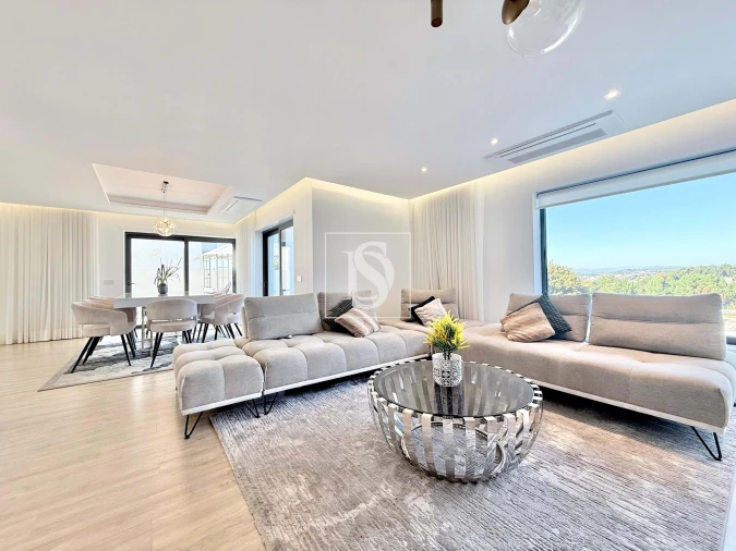 Moradia T5 para Venda em Nogueira, Fraião e Lamaçães Foto 4