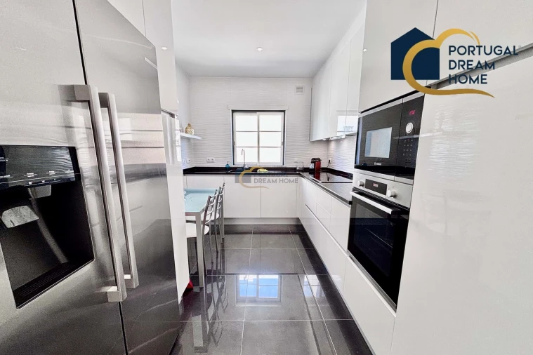 Apartamento T4 para Venda em Albufeira e Olhos de Água Foto 9