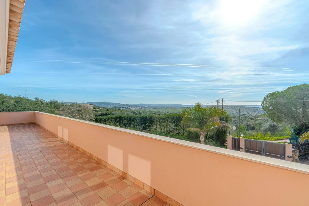 Moradia T4 para Venda em São Bartolomeu de Messines Foto 31